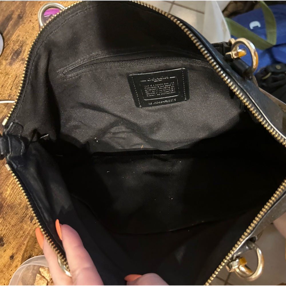 Coach Handbag - Picture 3 of 4